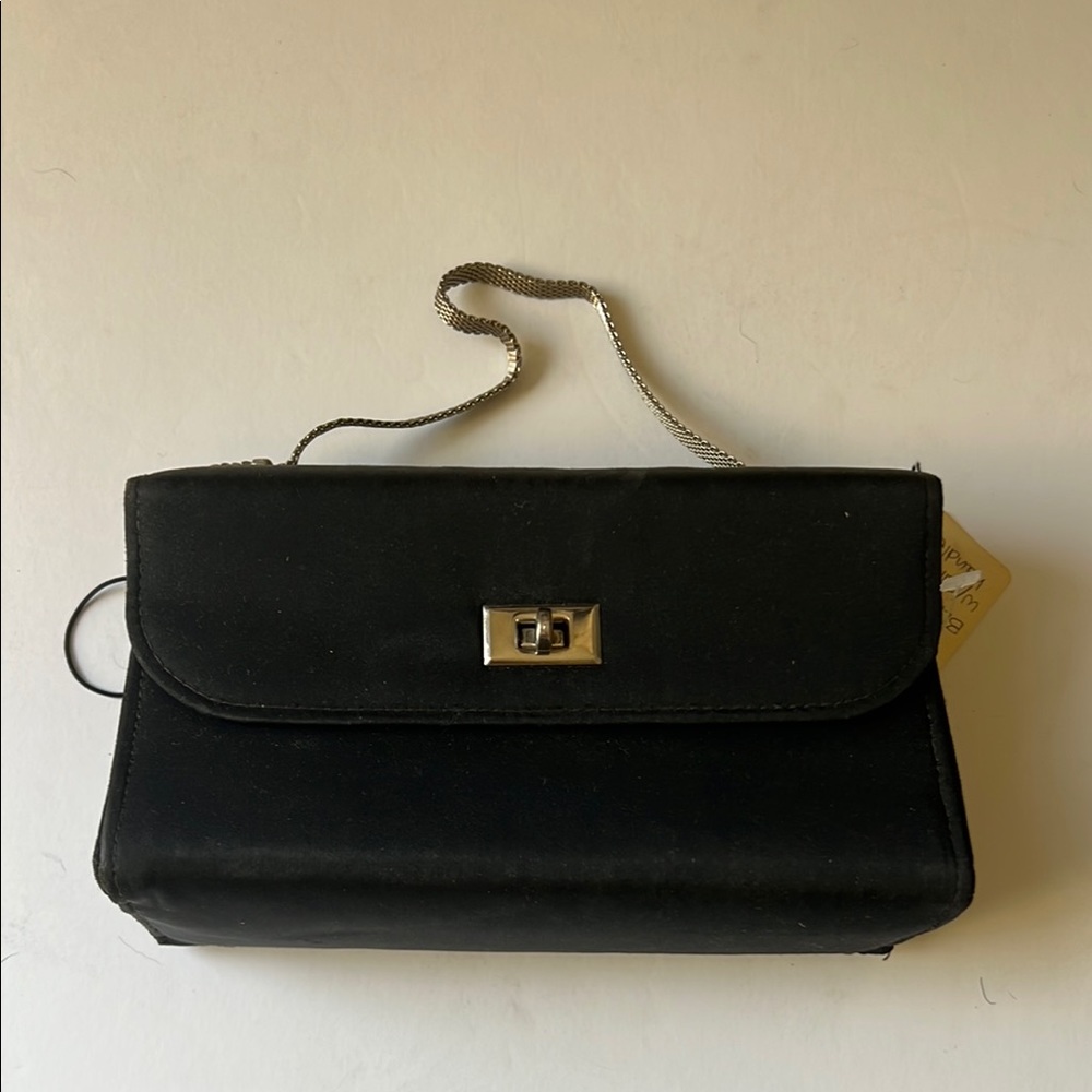 Vintage Black Mini Bag with Gold Clasp and Chain Strap
